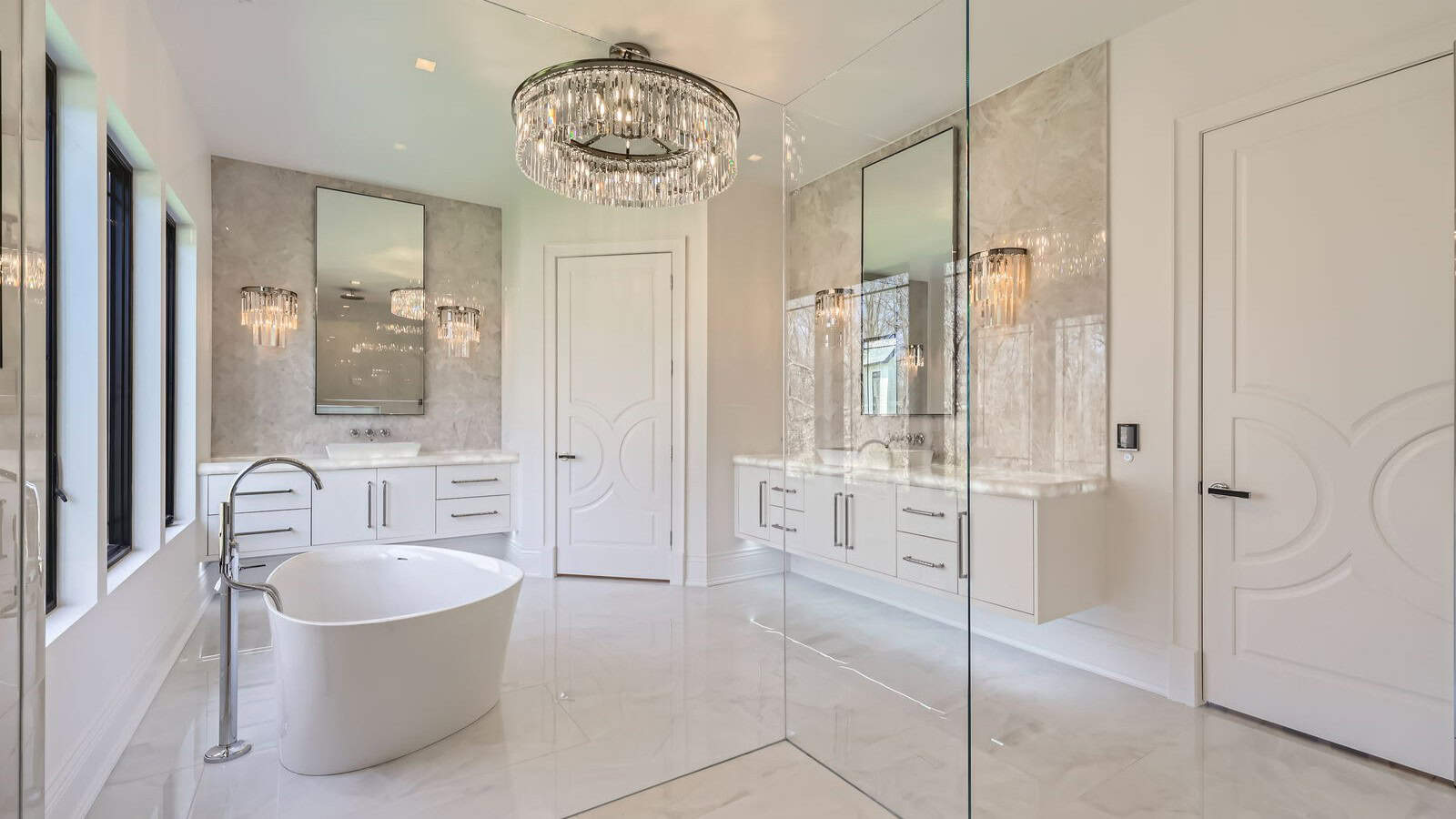 Luxury Bathroom Design Trends Chicago Homeowners Love